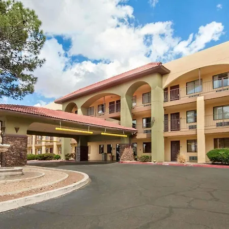 Quality Inn Airport El Paso East-2