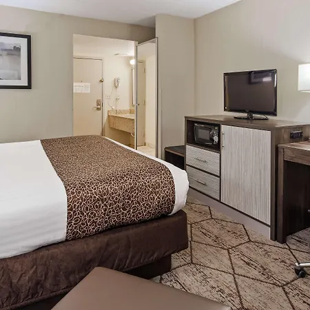 Best Western Inn Buffalo Airport-3