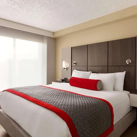 Ramada By Wyndham Suites Orlando Airport- Free Airport Shuttle-2