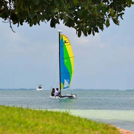 Sunset Marina & Yacht Club-3