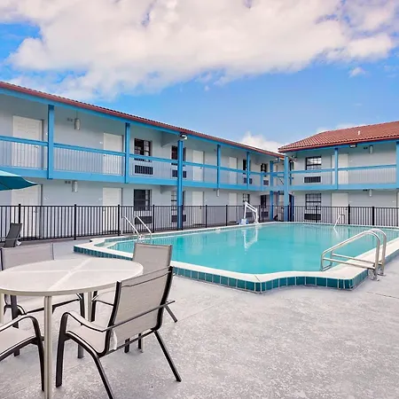Baymont By Wyndham Jacksonville Orange Park-2