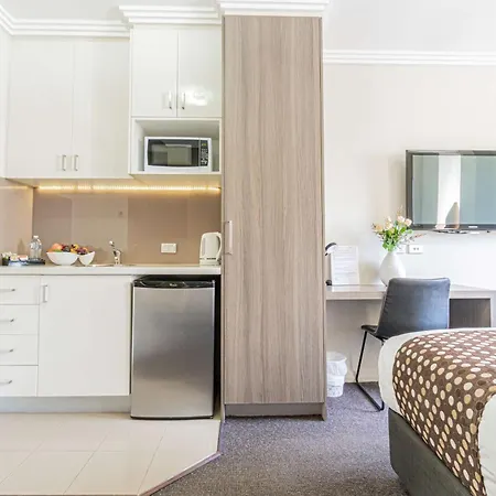 Best Western Plus Camperdown Suites-3