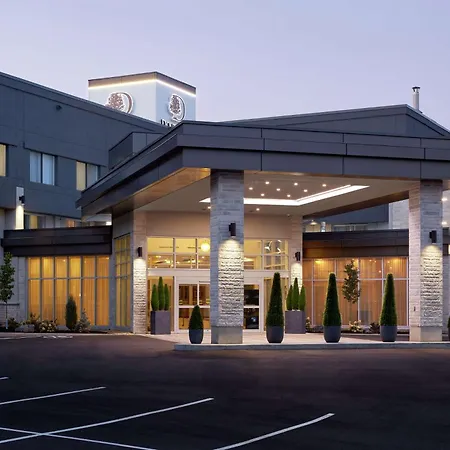 Doubletree By Hilton Montreal Airport-3