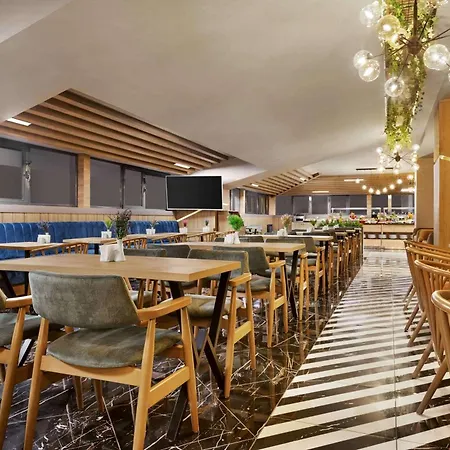 Ramada Encore By Wyndham Istanbul Avcilar-3