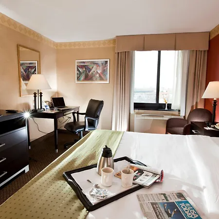 The Laguardia Hotel-2