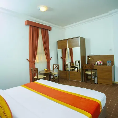 La Villa Hotel-2