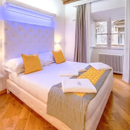 Maison Spagna Suites-3