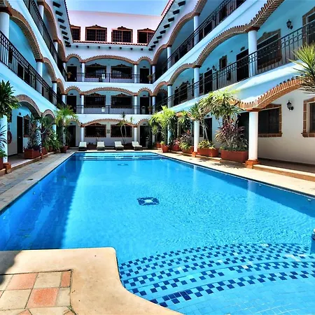 Hotel Colonial Playa Del Carmen-2