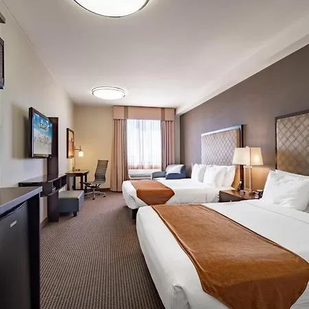 Acclaim Hotel By Clique-3