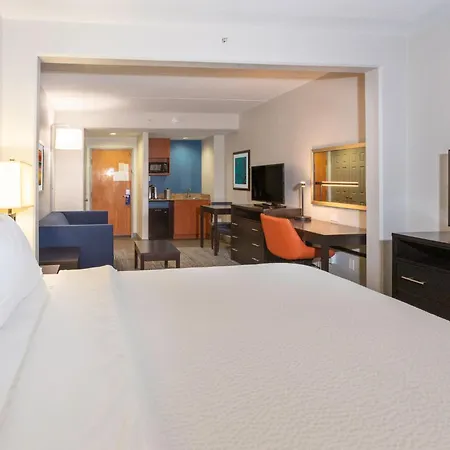 Holiday Inn Express & Suites Jacksonville Airport By Ihg-3