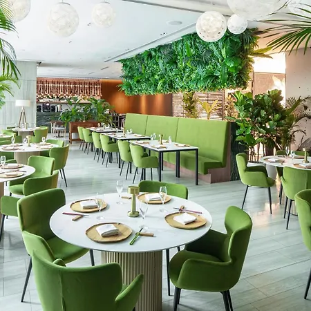 Capri By Fraser China Square, Singapore-2