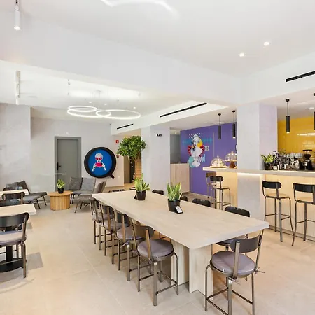 The Q Hotel-2