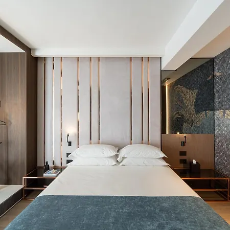 Agra Suites-3