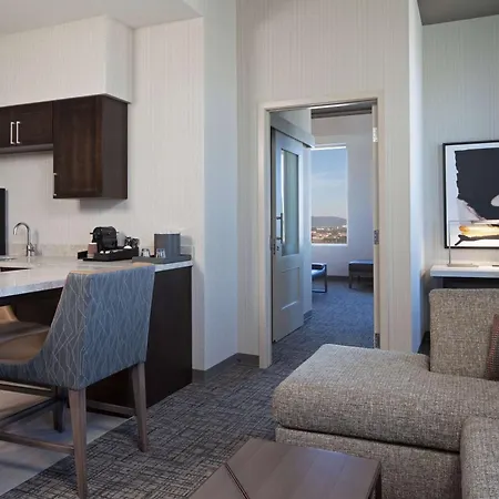 H Hotel Los Angeles, Curio Collection By Hilton-3