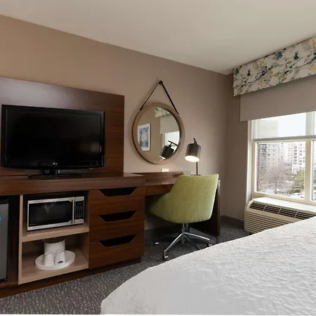Hampton Inn & Suites Arlington Crystal City Dca-3