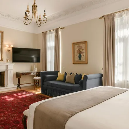 Noble Suites-3