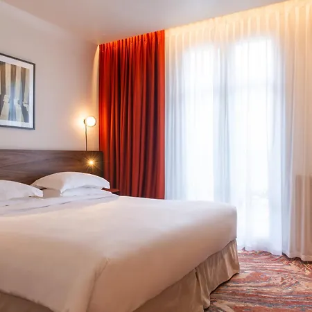 Golden Tulip Opera De Noailles-3