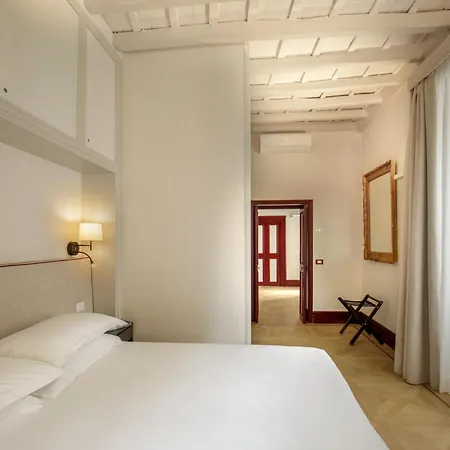 Boutique Hotel Campo De' Fiori-3
