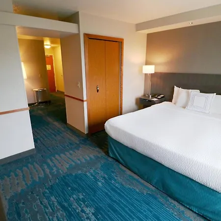 Fairfield Inn & Suites Des Moines Airport-3