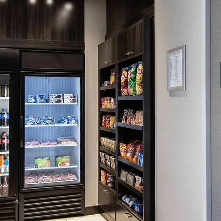 Fairfield Inn & Suites By Marriott Winnipeg-2