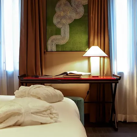 U-Visionary Venezia Hotel-3