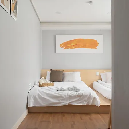 Dawoo House 2 In Hongdae-2