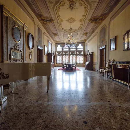 Palazzo Ca' Bernardo By Francesco Molon-2