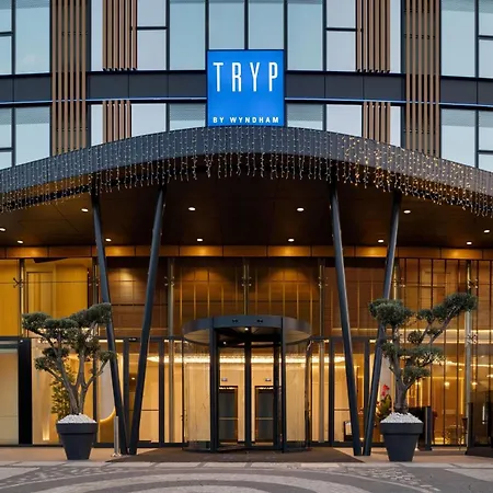 Tryp By Wyndham Istanbul Beyoglu-3