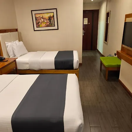 La Luna Inn-2