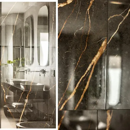 Aramis Deluxe Rooms-3