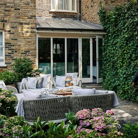 The Academy - Small Luxury Hotels Of The World-3
