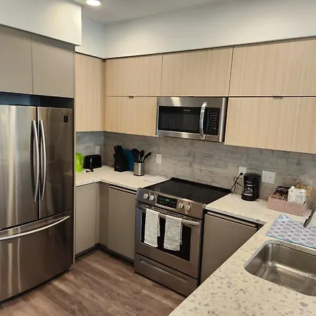 Urban Gorgeous Hollywood Living With Rooftop Views And Bbq, Gym-3