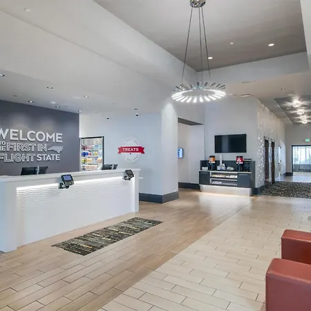 Hampton Inn & Suites Raleigh-Durham Airport-Brier Creek-3