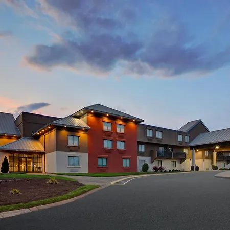 Holiday Inn Express Nashville Airport By Ihg-2