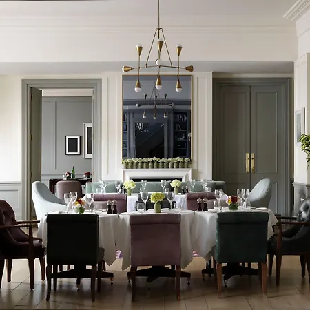 The Kensington Hotel-3
