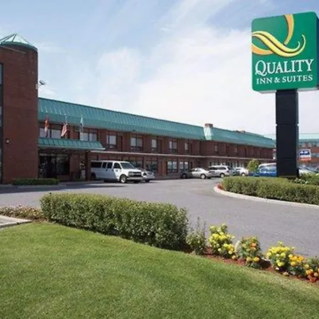 Quality Inn & Suites Pe Trudeau Airport-2