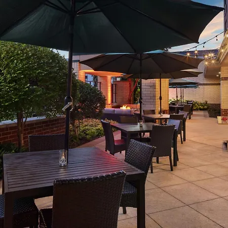 Courtyard By Marriott Bloomington Mall Of America-3