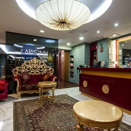 Lapis Inn Hotel & Spa-3