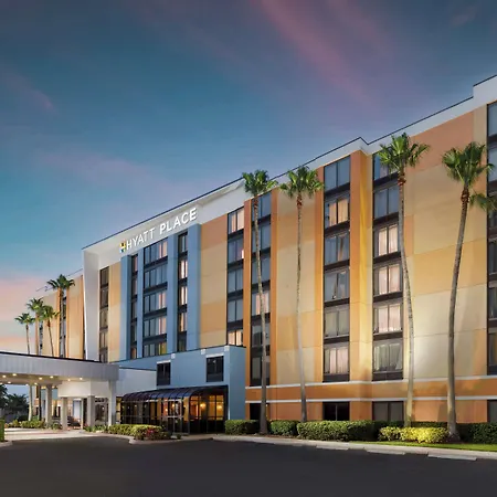 Hyatt Place Across From Universal Orlando Resort-3