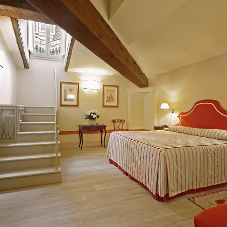 Palazzo Niccolini Al Duomo Residenza D'Epoca-3