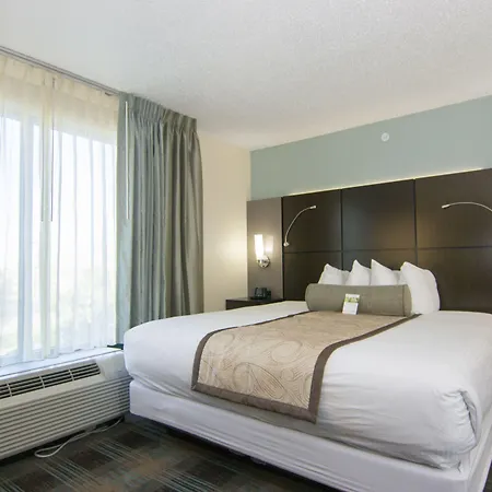 Wingate By Wyndham - Orlando International Airport- Free Hot Breakfast-2