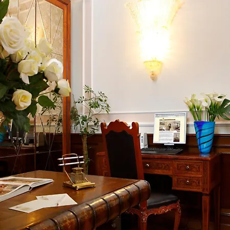 Hotel Ca' Dei Conti-3