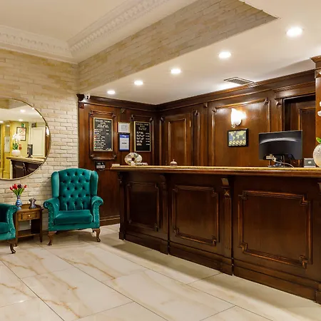 Golden Crown Hotel-3