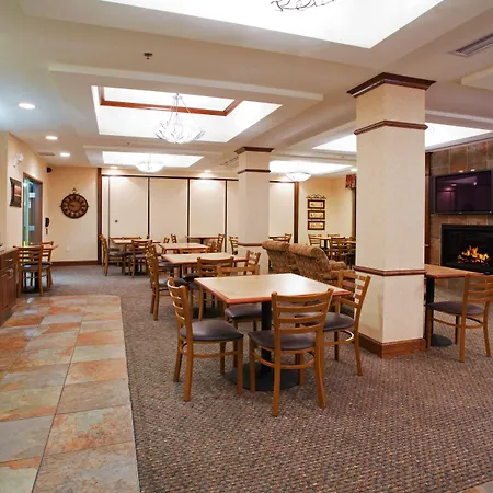 Holiday Inn Express Airport East By Ihg-2