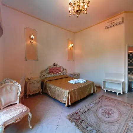 Imperial Rooms Hotel Rome-3