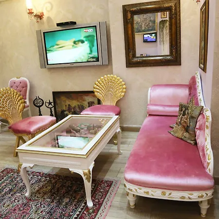 Romantic Hotel Istanbul-3