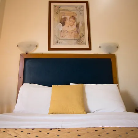 Adams Hotel-2