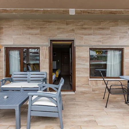 Seraglio Hotel & Suites-3