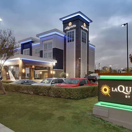 La Quinta By Wyndham Dallas Love Field-2