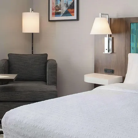 Hampton Inn And Suites Seattle - Airport / 28Th Avenue-2